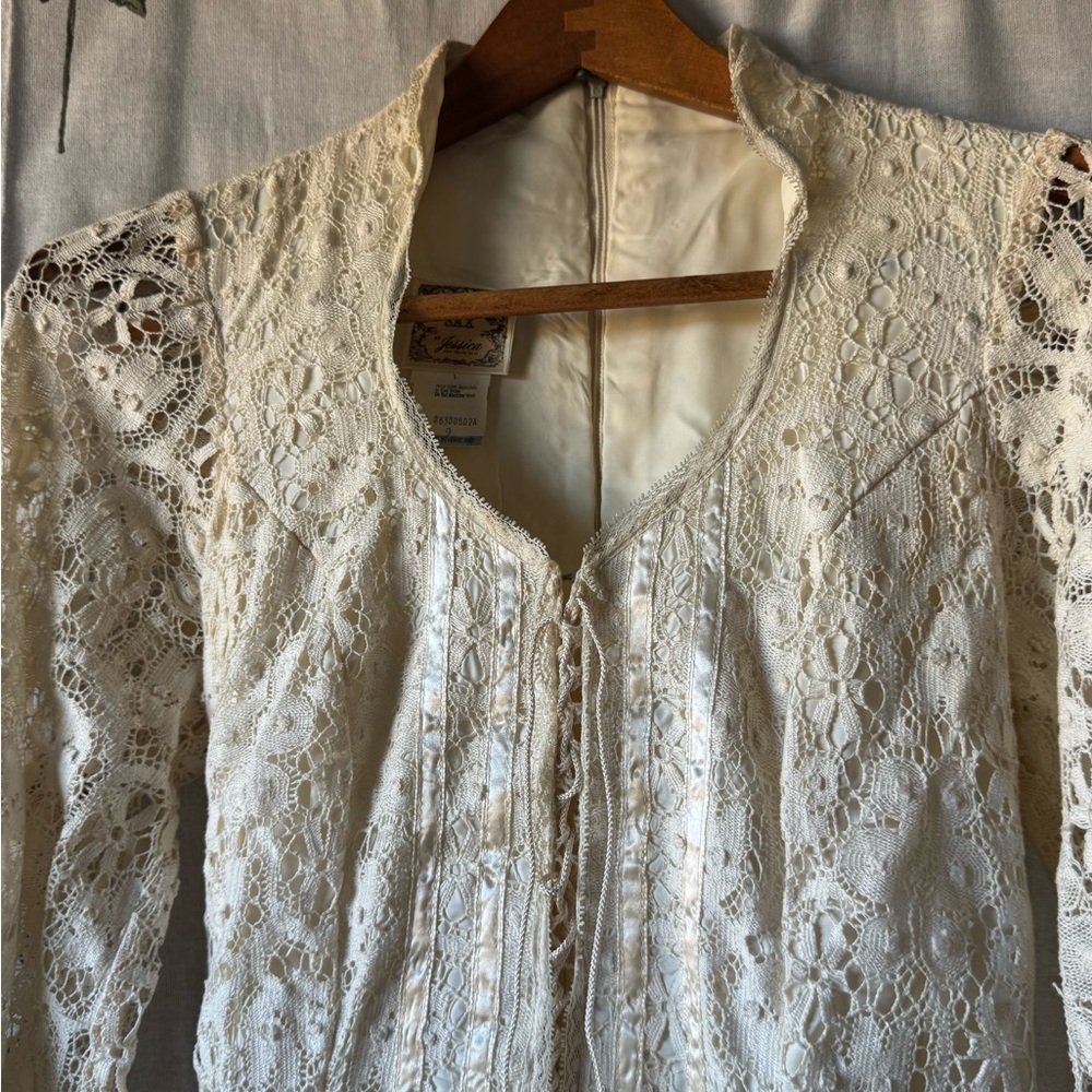 1970’s Gunne Sax by Jessica Cream Lace Long Sleeve Lace Up Dress - Picture 5 of 11